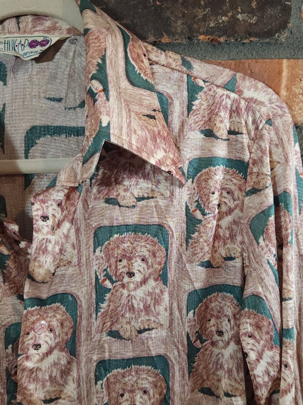 Vintage Huk-a-Poo Nylon Dog Print Button-front Shiny Disco Shirt 70s Women's M/L - Picture 4 of 7